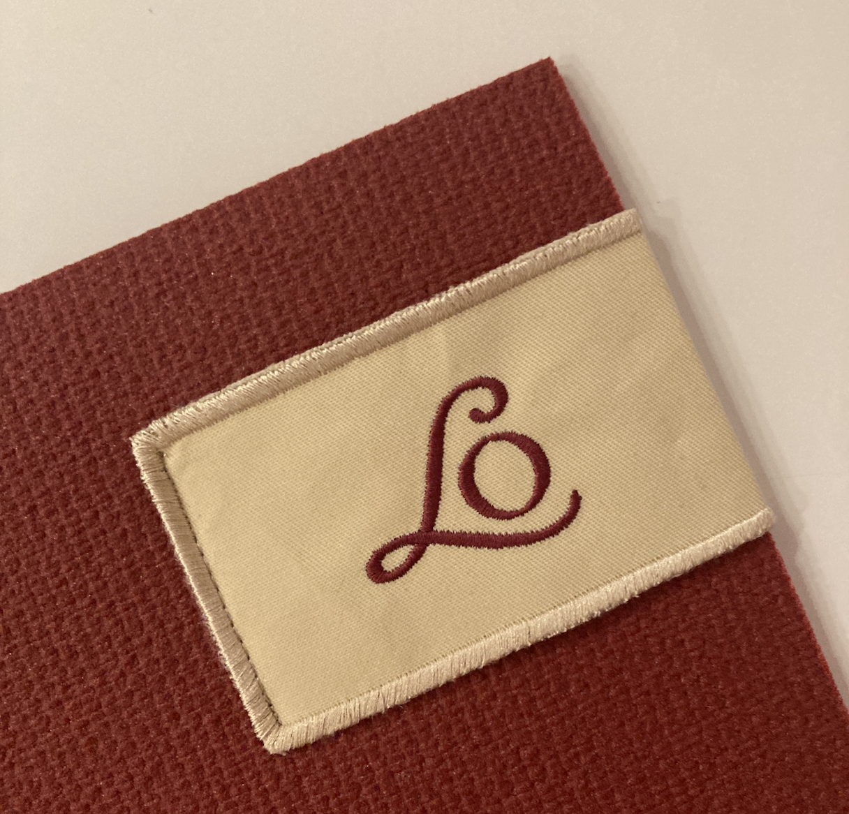 Patch brodé logo marque